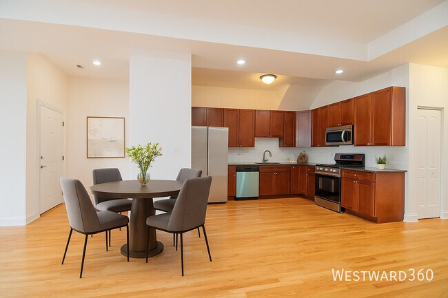 Photo - 5172 S Michigan Ave Unidad 1