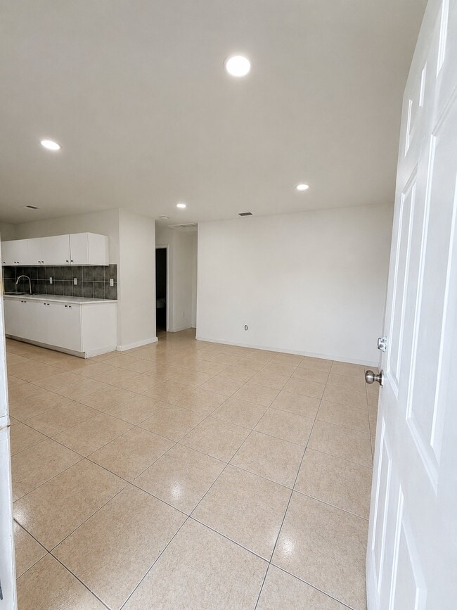 Photo - 1404 NW 60th St