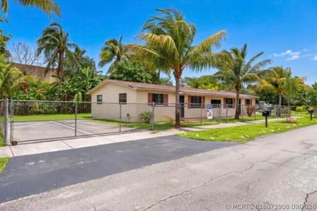Photo - 11120 NW 6th Ave