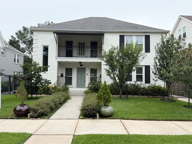 Building Photo - 2312 Watts St Rental