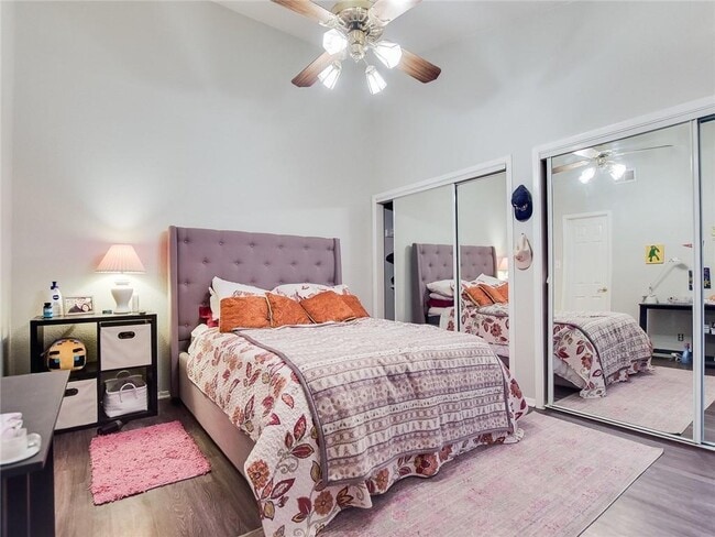 Photo - 807 W 25th St Unidad 310