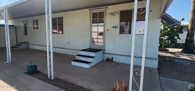 Building Photo - 44 S Hawes Rd Rental
