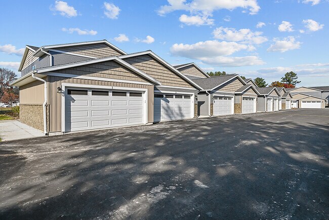 Willow Estates - Willow Estates Apartments