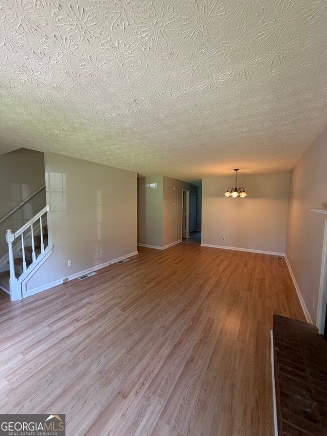 Photo - 1337 Sweet Pine Dr