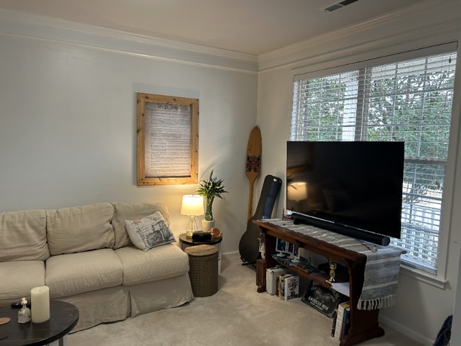 Photo - 612 Heathercrest Ct