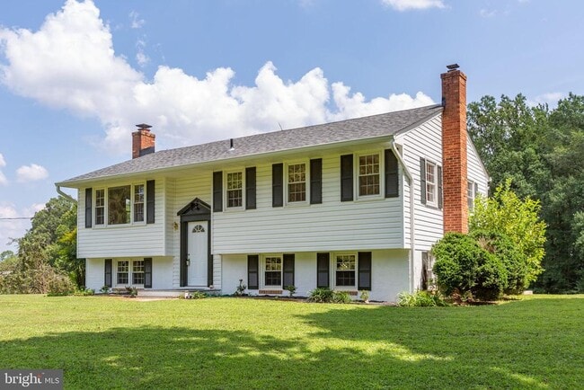 Building Photo - 18136 Pepmeier Hill Rd Rental