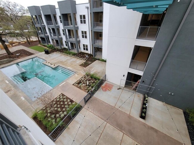 Photo - 4801 Springdale Rd Unit 2211
