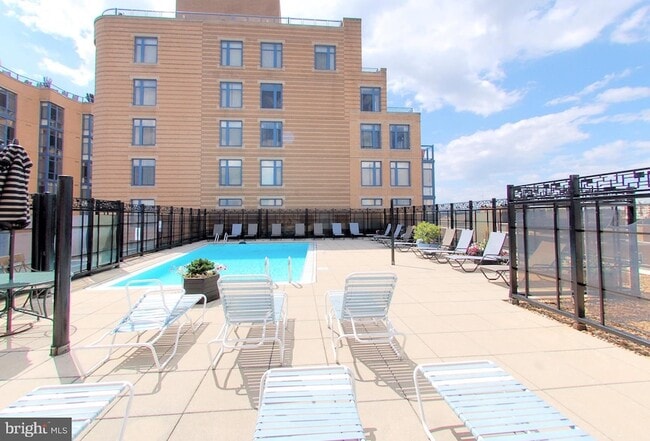 Photo - 1440 N Street NW Unit 1011 Unit 1011