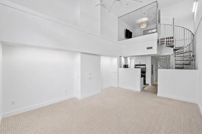 Building Photo - 701 S Olive Ave Unit 119
