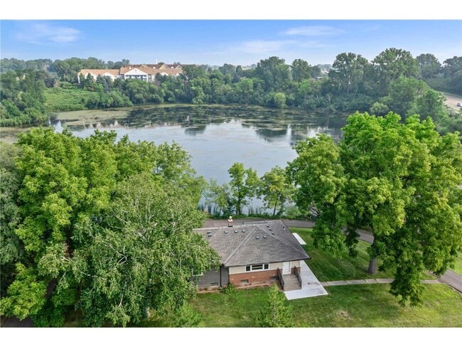 Building Photo - 1435 Englert Rd Rental