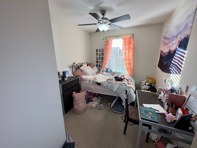 Photo - 1432 N. Carlisle