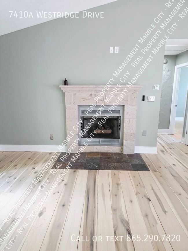 Photo - 7410 Westridge Dr