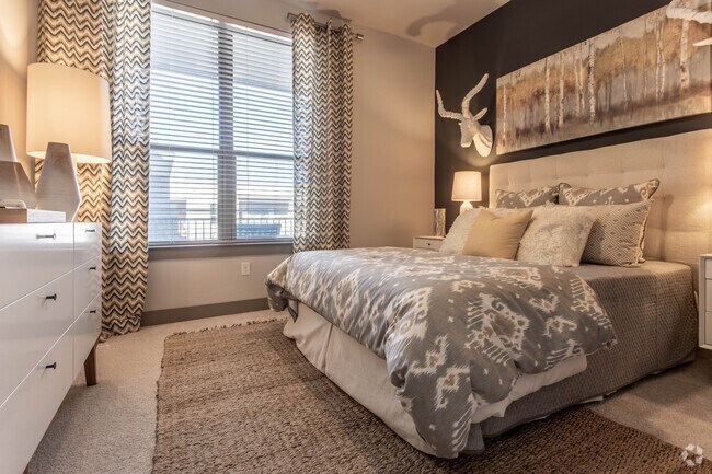 2 BR, 2 BA - 1222 SF