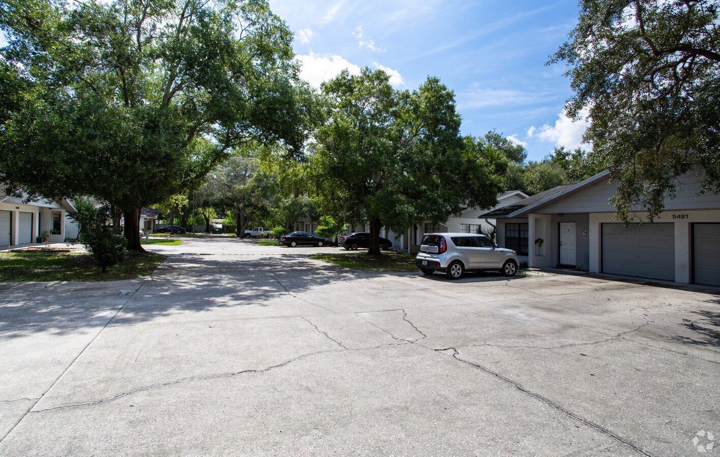 Photo - 5493 Sawyer Rd Apartments