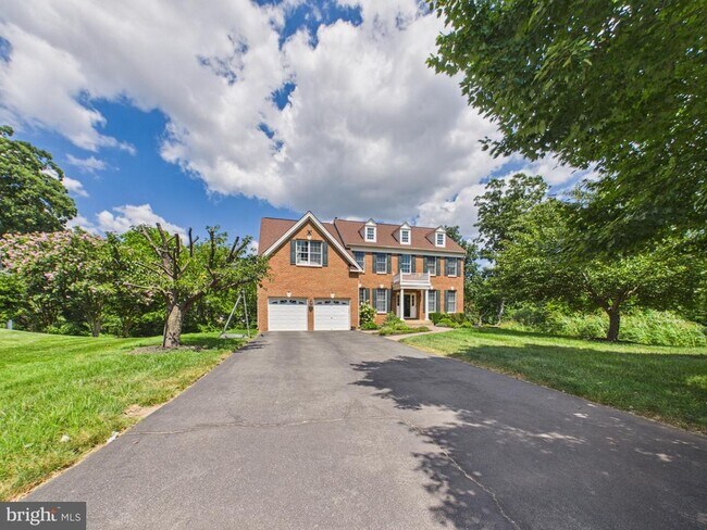 Building Photo - 43464 Snickersville Kiln Ct