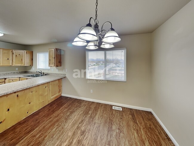 Photo - 5252 S 4300 W