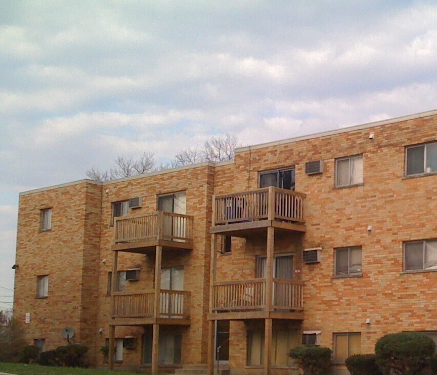 Photo - 3449 McHenry Ave