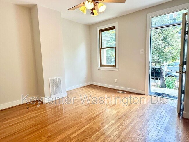Photo - 1528 8th St NW