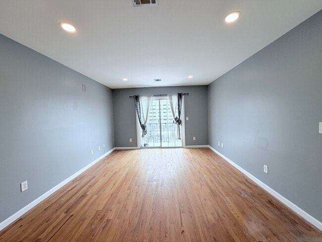 Photo - 181 Camden St Unit 2