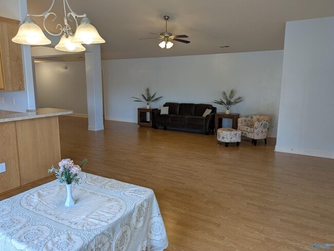 Photo - 102 Acacia Trail Dr