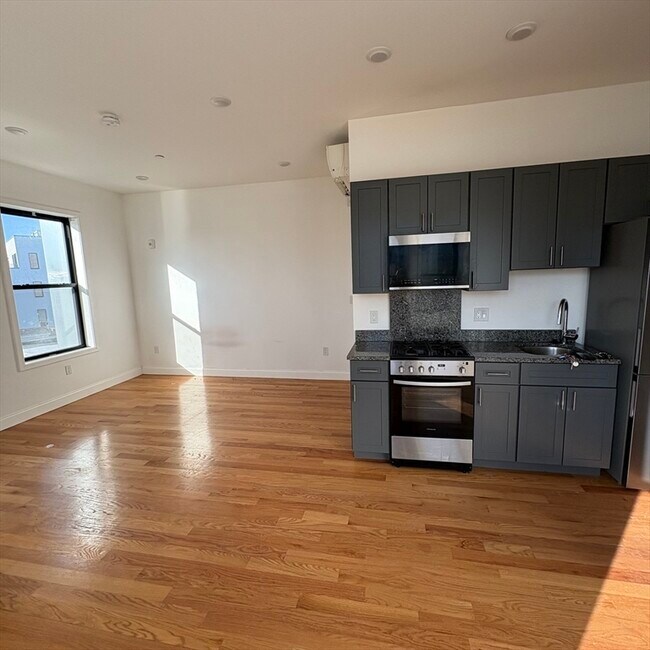 Photo - 52 Washington Ave Unit 333