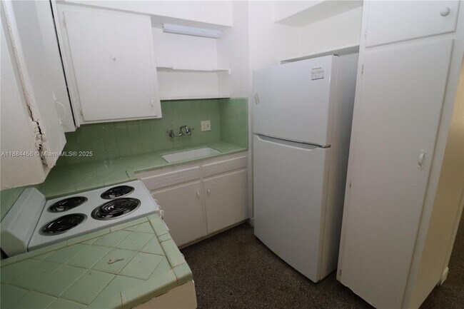 Photo - 1139 NE 10th Ave Unidad 1