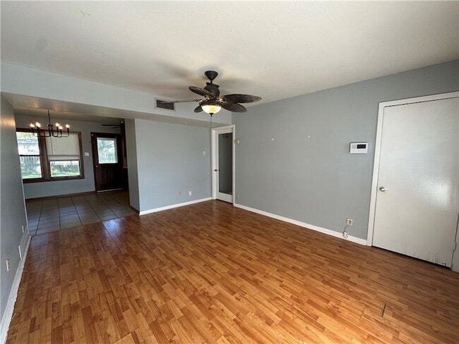 Photo - 117 Holly Dr