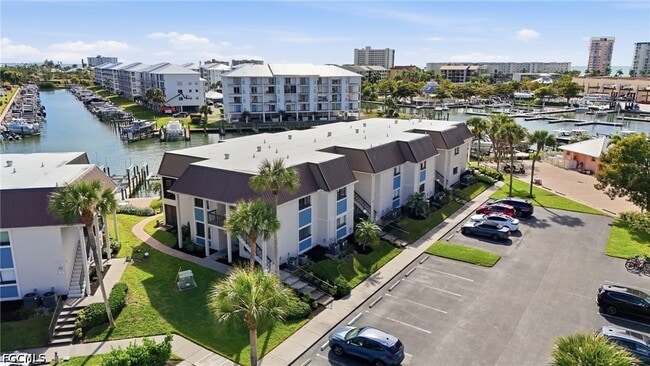 Building Photo - 200 Lenell Rd Unit 120