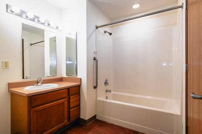 mstr bath