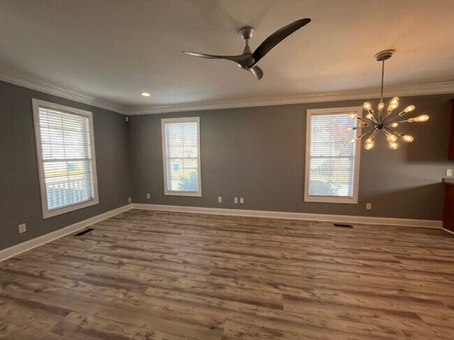 Photo - Lovely Home in the Love Grove subdivision!