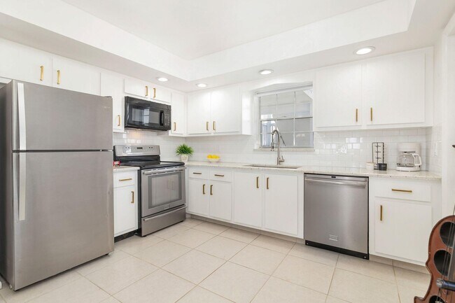 Photo - 907 Marina Dr Unit 310