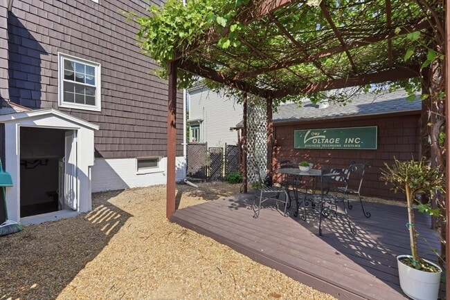 Photo - 20 Raymond St