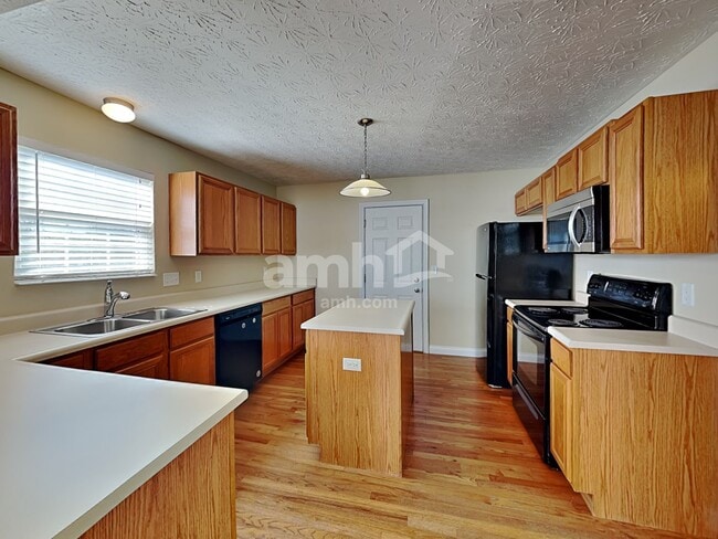 Photo - 10408 Lynchburg Dr