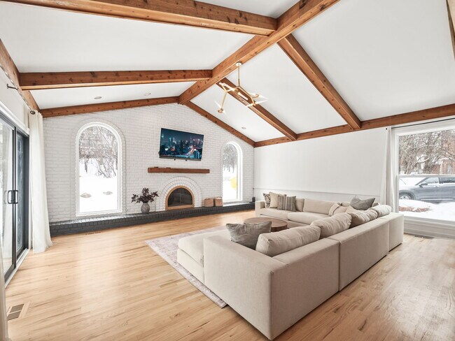 Photo - 3250 Chestnut Run Dr