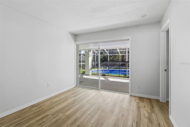 Photo - 5223 Shadow Lawn Dr