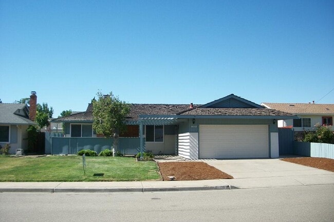 Great Location, Close to Everything! - Great Location, Close to Everything! House