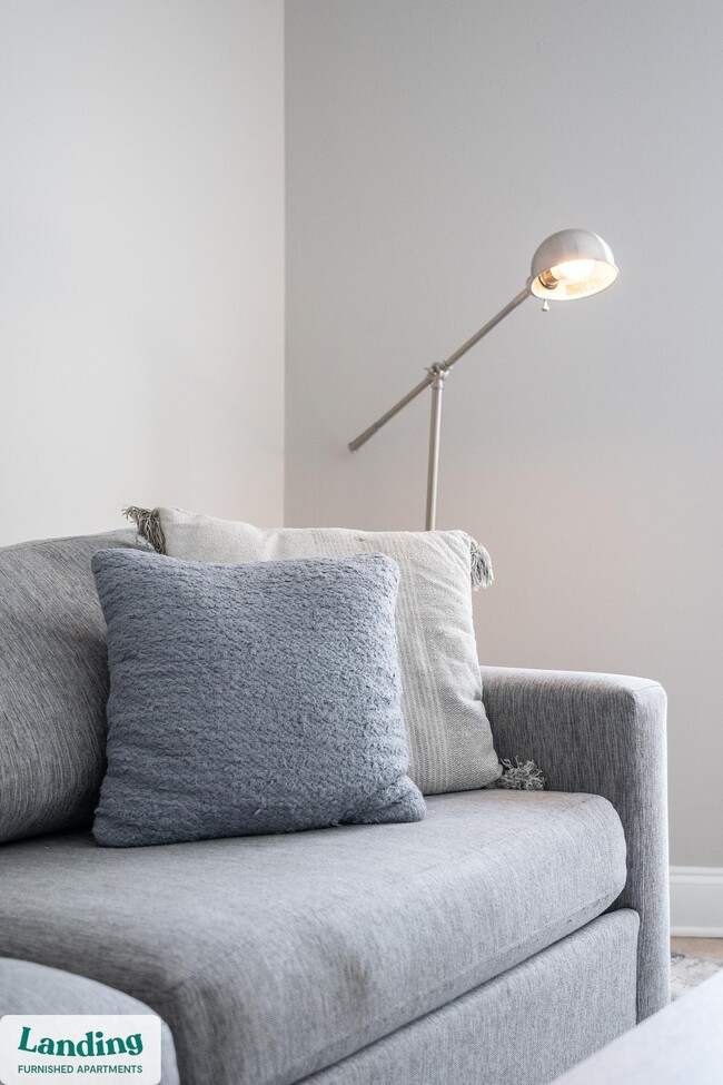 Photo - 1925 N 3rd St Unidad 214.1405977