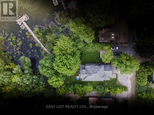 Photo - 274 Douglas Rd