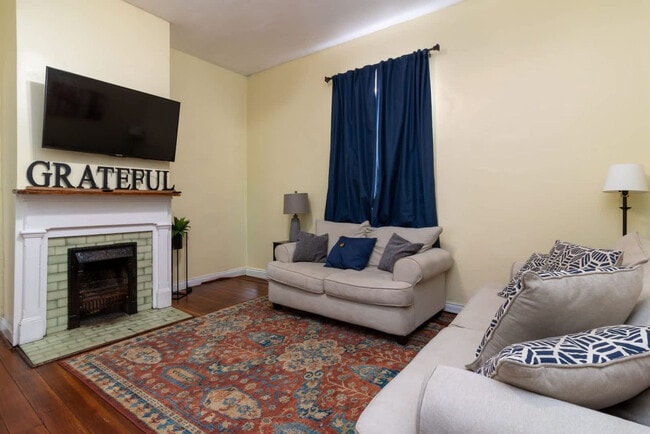 Building Photo - 737 3rd Ave Unit ID1043440P