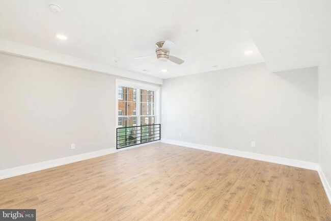 Building Photo - 2304 N 9th St Unit 200 Rental