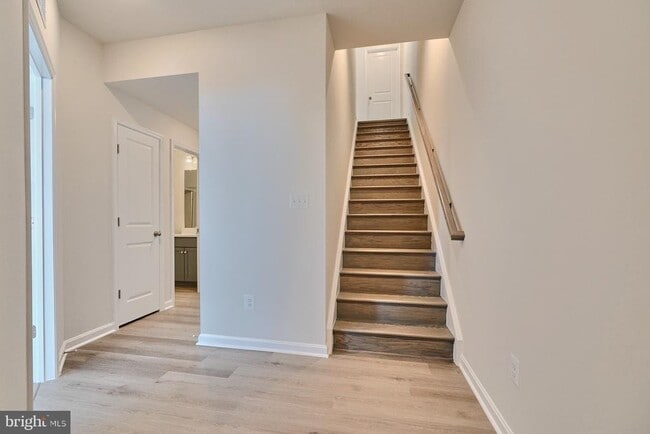 Photo - 2509 Gatwick Ln