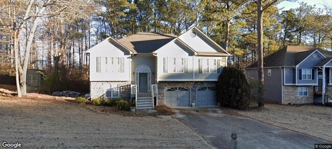 Building Photo - 5908 Seven Oaks Dr