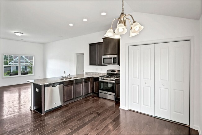 Photo - 3 bedroom 2 bath home for rent!