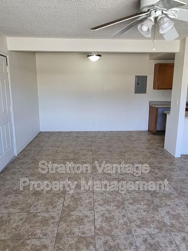 Photo - 424 W Brown Rd