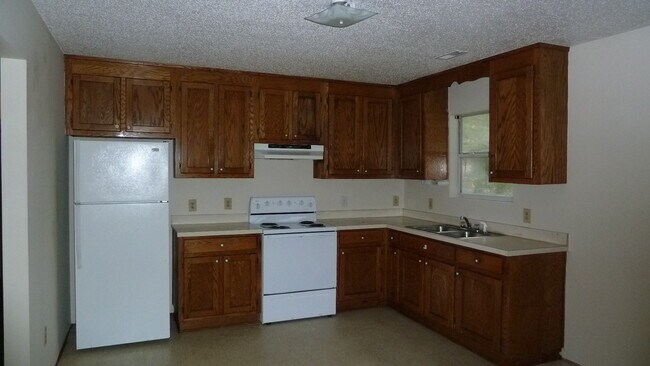 Photo - Cute home in the heart of Elizabeth City!