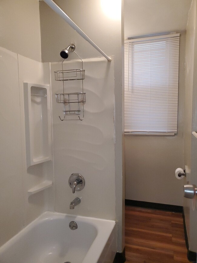 525 Larimer Ave Unit 15