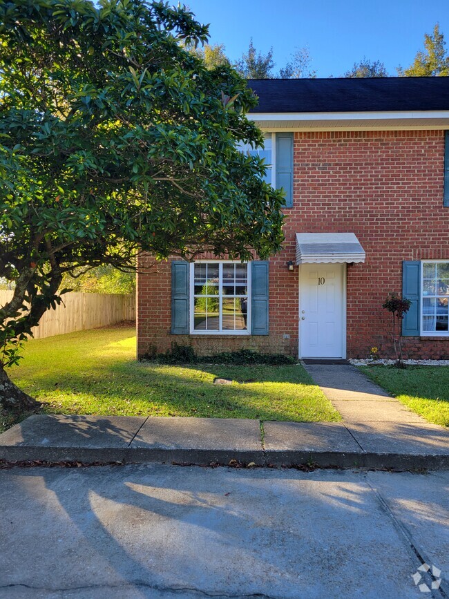 Building Photo - 607 Dusy St Rental