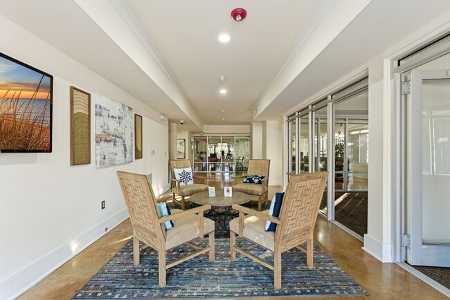 Siena Leasing Center