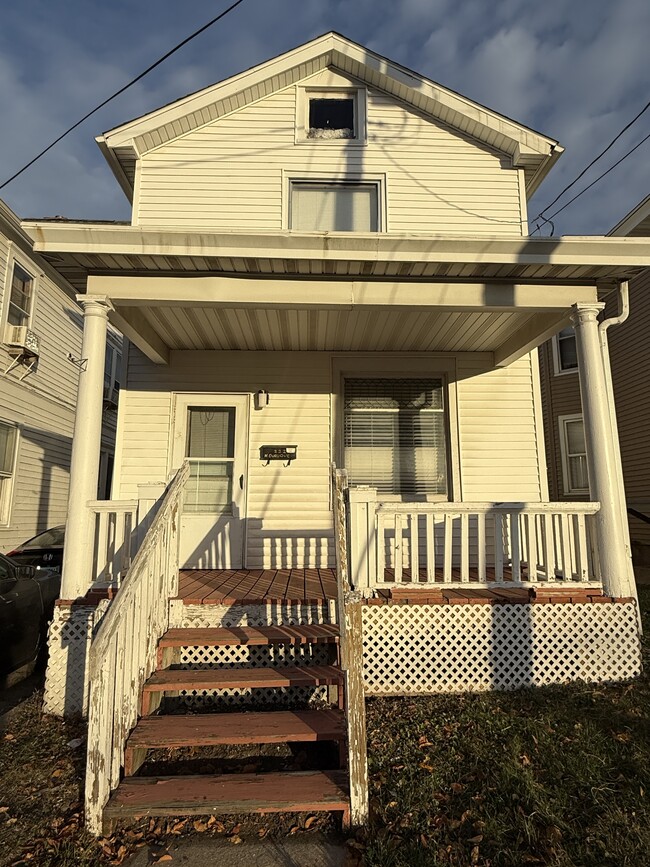 Photo - 222 N Dubuque St