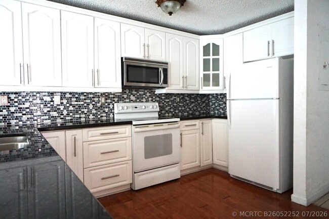 18011 SW 139th Ct